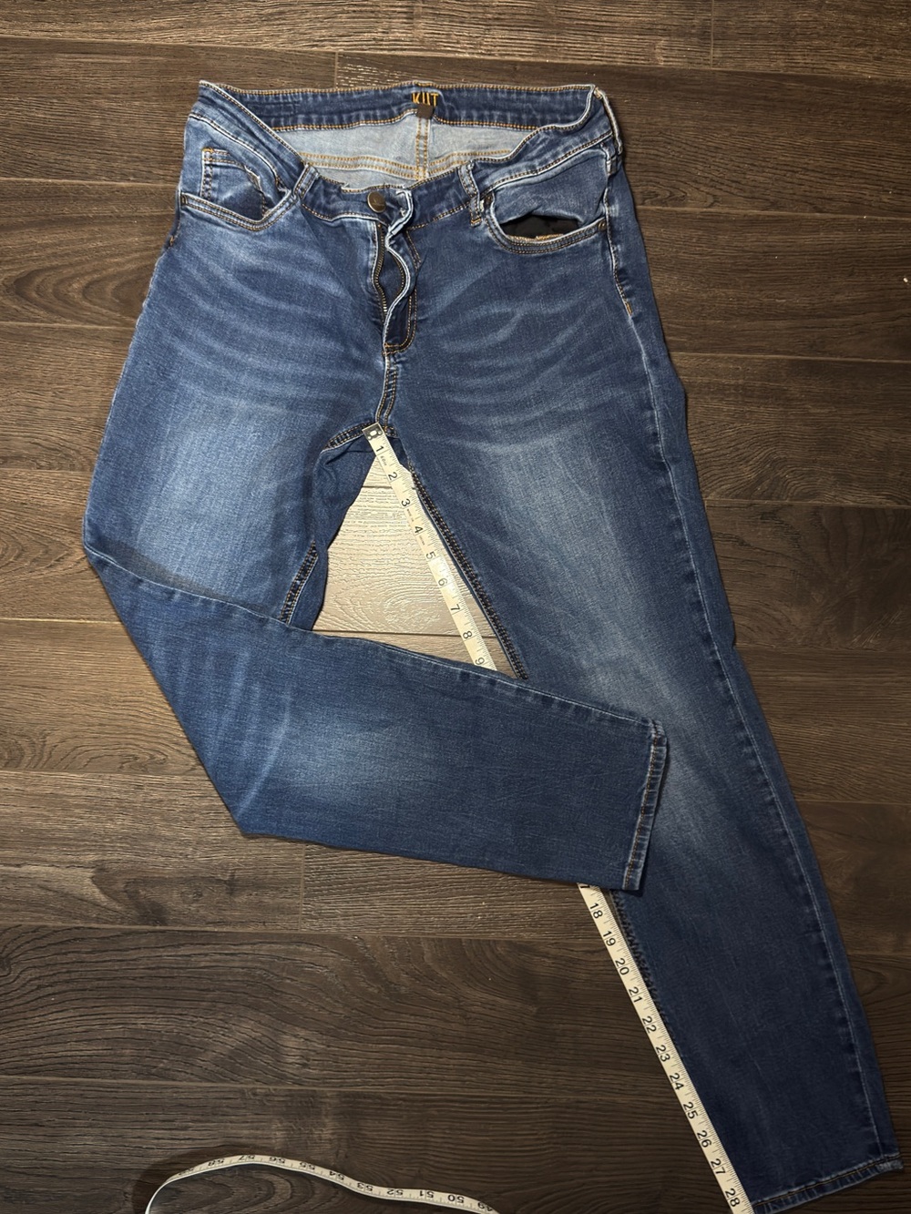 Kut from the Kloth Women’s Boyfriend Jeans - Medium Blue Wash
